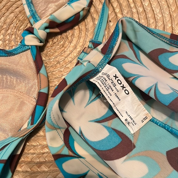 Xoxo Floral Bikini Set Size Medium - Picture 6 of 8